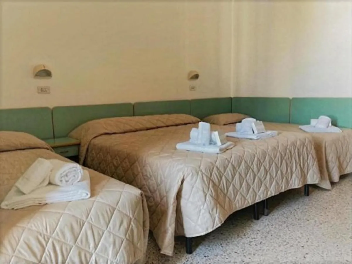 Hotel Sonne Rimini 2*,