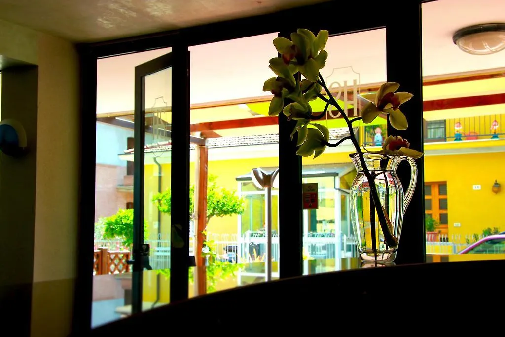 Hotel Sonne Rimini 2*,  Italien